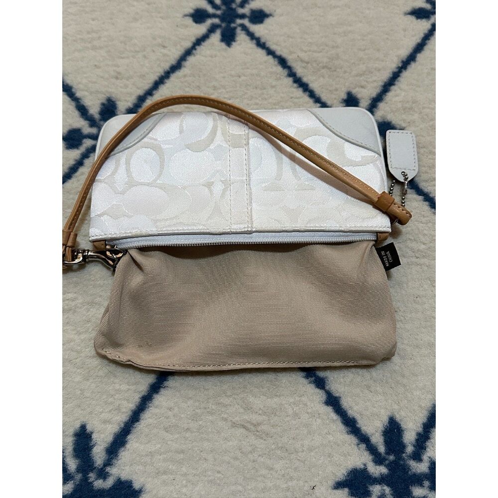 Vintage Coach Y2K 2000s Optic Wristlet Pouch - White - Picture 4 of 7